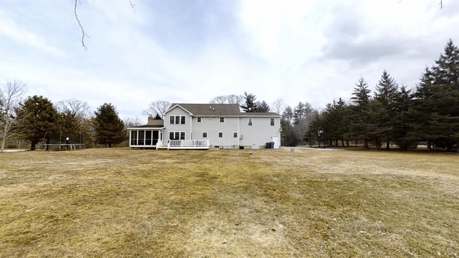 244 Kennedy Hill Rd in Goffstown, NH - Foto de edificio - Building Photo