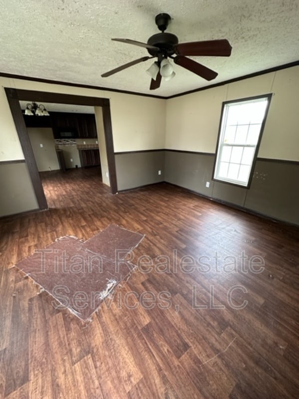 1835 S Lake Arthur Ave in Jennings, LA - Building Photo - Building Photo