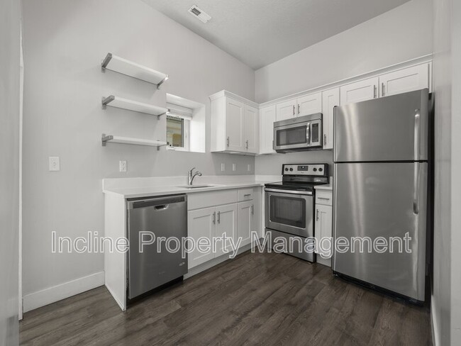 854 S 700 E in Salt Lake City, UT - Building Photo - Building Photo