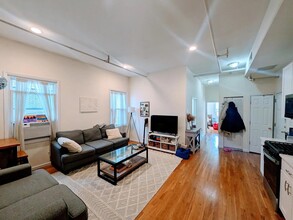 62 4th St in Hoboken, NJ - Building Photo - Building Photo