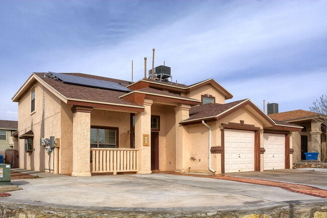 401 Santorini Ct in Socorro, TX - Building Photo - Building Photo