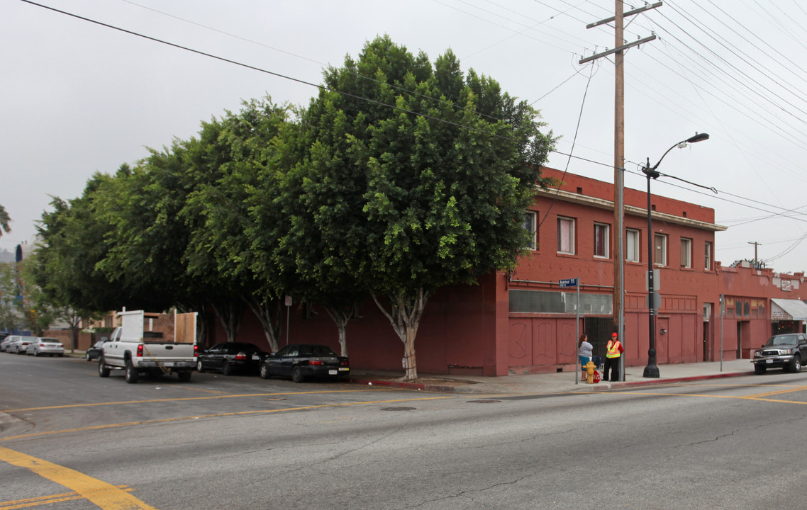 228 Avenue 55 in Los Angeles, CA - Building Photo