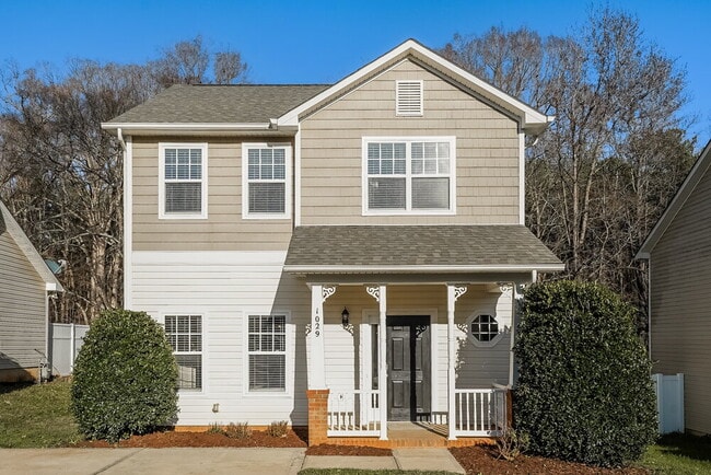 1029 Crestdale Crossing Dr