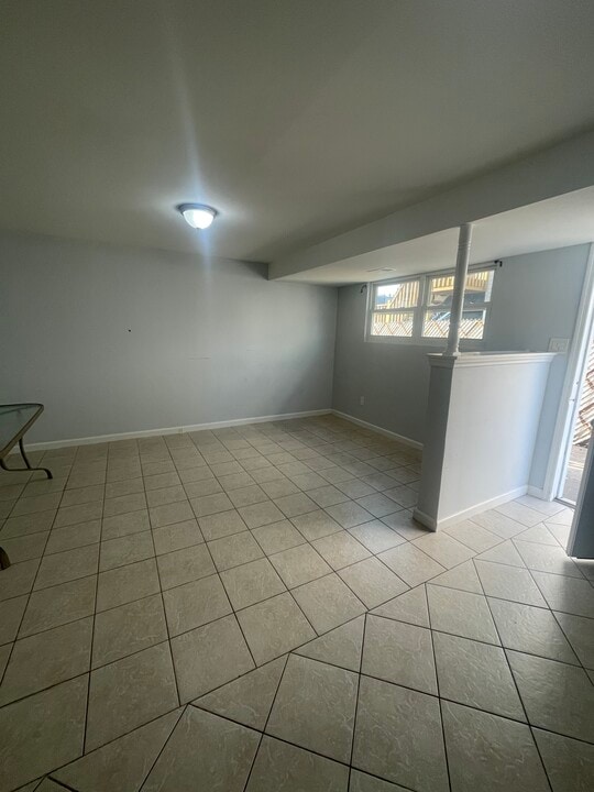 86 Renee Pl, Unit 1 in Staten Island, NY - Building Photo
