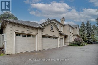 193 The Bridle Path in Toronto, ON - Building Photo - Building Photo