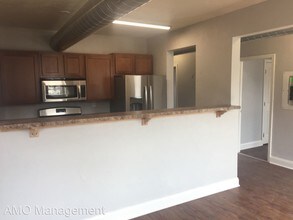 1021 E Carson St in Pittsburgh, PA - Building Photo - Building Photo
