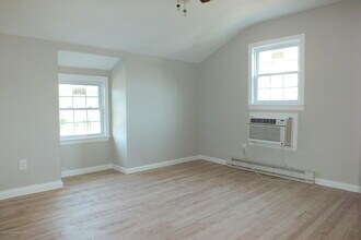 609 Higgins Ave in Brielle, NJ - Building Photo - Building Photo