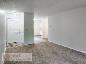 3618 SW Beaverton Hillsdale Hwy in Portland, OR - Building Photo - Building Photo