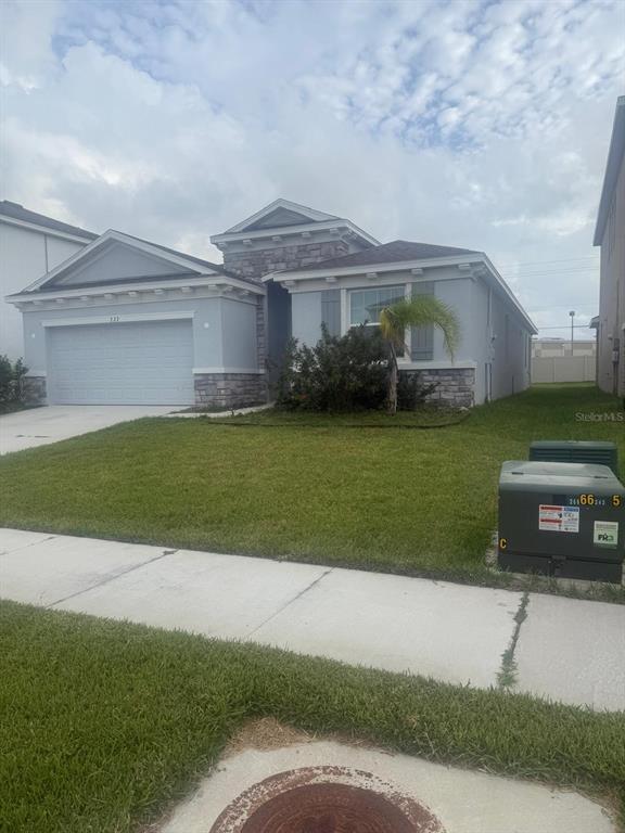 222 Mangrove Manor Dr in Apollo Beach, FL - Building Photo - Building Photo