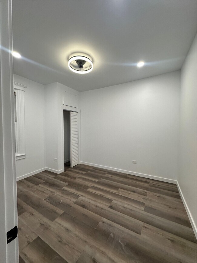 10 Valentine Pl-Unit -A in Queens, NY - Building Photo - Building Photo