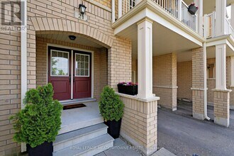 21 Labrish Rd in Brampton, ON - Building Photo - Building Photo