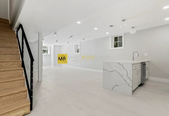 228 Princeton St, Unit 1 in Boston, MA - Building Photo - Building Photo