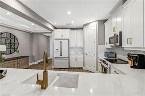 15252 Zeno Wy-Unit -102 in Naples, FL - Foto de edificio - Building Photo