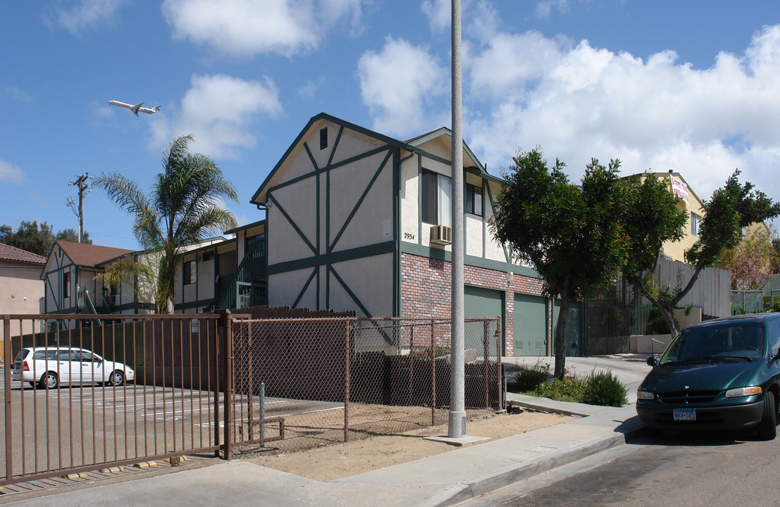 2934 F St in San Diego, CA - Building Photo