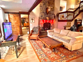 820 Arbor Ln in Glenview, IL - Building Photo - Building Photo