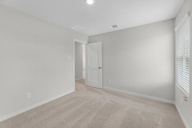 20078 Briarcliff Pk Ln in Porter, TX - Foto de edificio - Building Photo