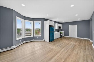 14 Duncan Ave in Providence, RI - Building Photo - Building Photo