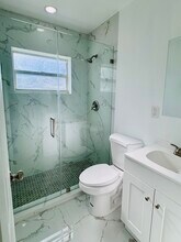 2021 NW 62nd Terrace in Sunrise, FL - Building Photo - Building Photo
