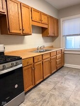 6125 Kingsley Dr in Indianapolis, IN - Building Photo - Building Photo