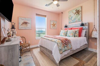 18315 Warrior Dr in Galveston, TX - Building Photo - Building Photo