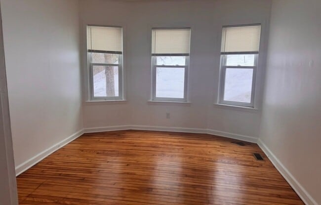 property at 9 Creston St