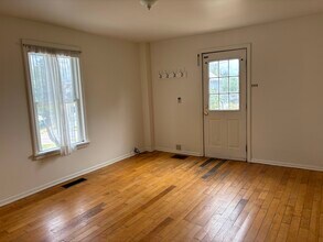 432-434 Colchester Ave, Unit 432 in Burlington, VT - Building Photo - Building Photo