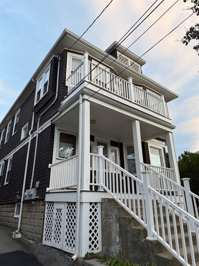 110 W Quincy St, Unit 1