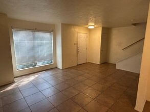 246 Rolling Hills Pl in Lancaster, TX - Building Photo - Building Photo