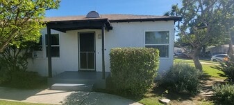 414 N Glenwood Pl in Burbank, CA - Building Photo