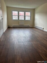 26 Elmview Cir in Waterbury, CT - Building Photo - Building Photo