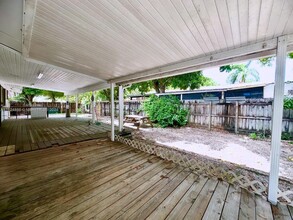 10401 SW 144th Ave in Miami, FL - Building Photo - Building Photo