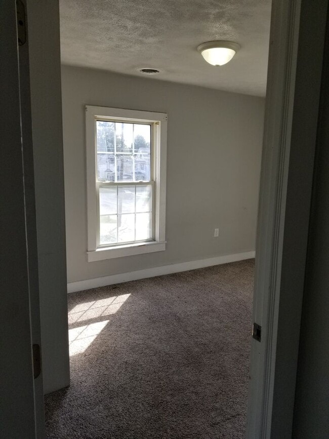 1001 Davis St in Elmira, NY - Building Photo - Building Photo