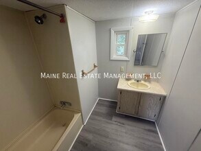 799 Stillwater Ave in Old Town, ME - Building Photo - Building Photo