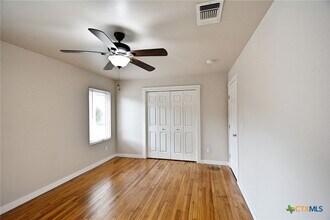 515 Lake Front Ave in New Braunfels, TX - Building Photo - Building Photo