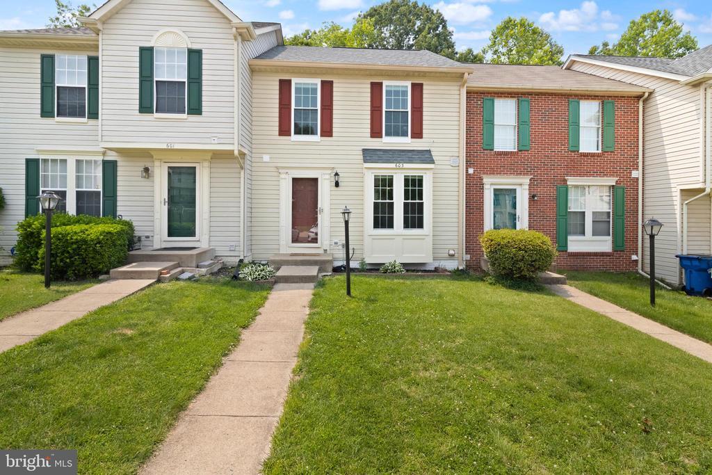 603 Sedgwick Ct in Stafford, VA - Building Photo