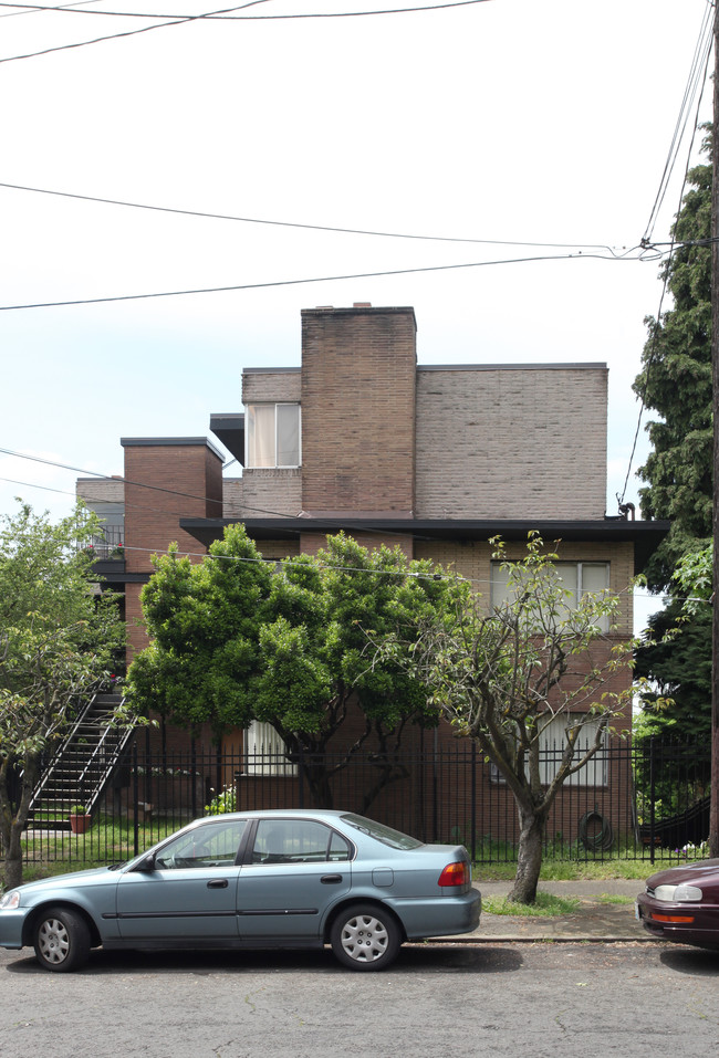 Jenny G Apartments in Seattle, WA - Building Photo - Building Photo