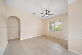 12543 SW 119th Pl in Miami, FL - Building Photo - Building Photo