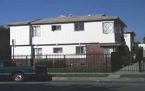 6945 Fulton Ave in Los Angeles, CA - Building Photo - Building Photo