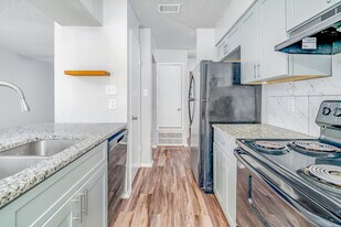 400 Rosewood in Boerne, TX - Building Photo