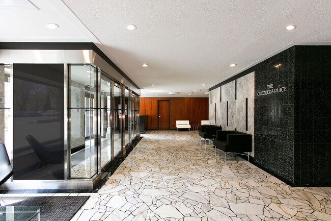 Chequers Place in Montréal, QC - Building Photo - Building Photo