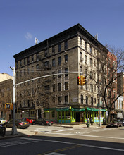 145-147 Avenue C in New York, NY - Foto de edificio - Building Photo