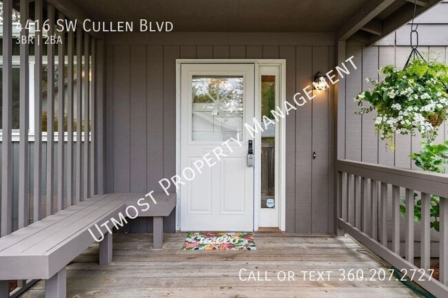4416 SW Cullen Blvd in Portland, OR - Building Photo - Building Photo