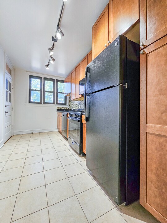 4249 N Keystone Ave in Chicago, IL - Building Photo