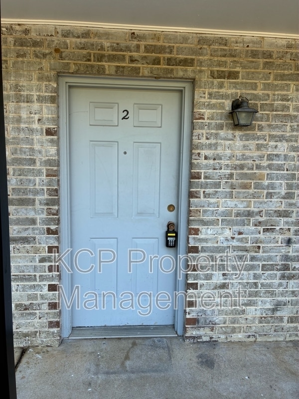 1007 Cedar St in Van Buren, AR - Building Photo - Building Photo