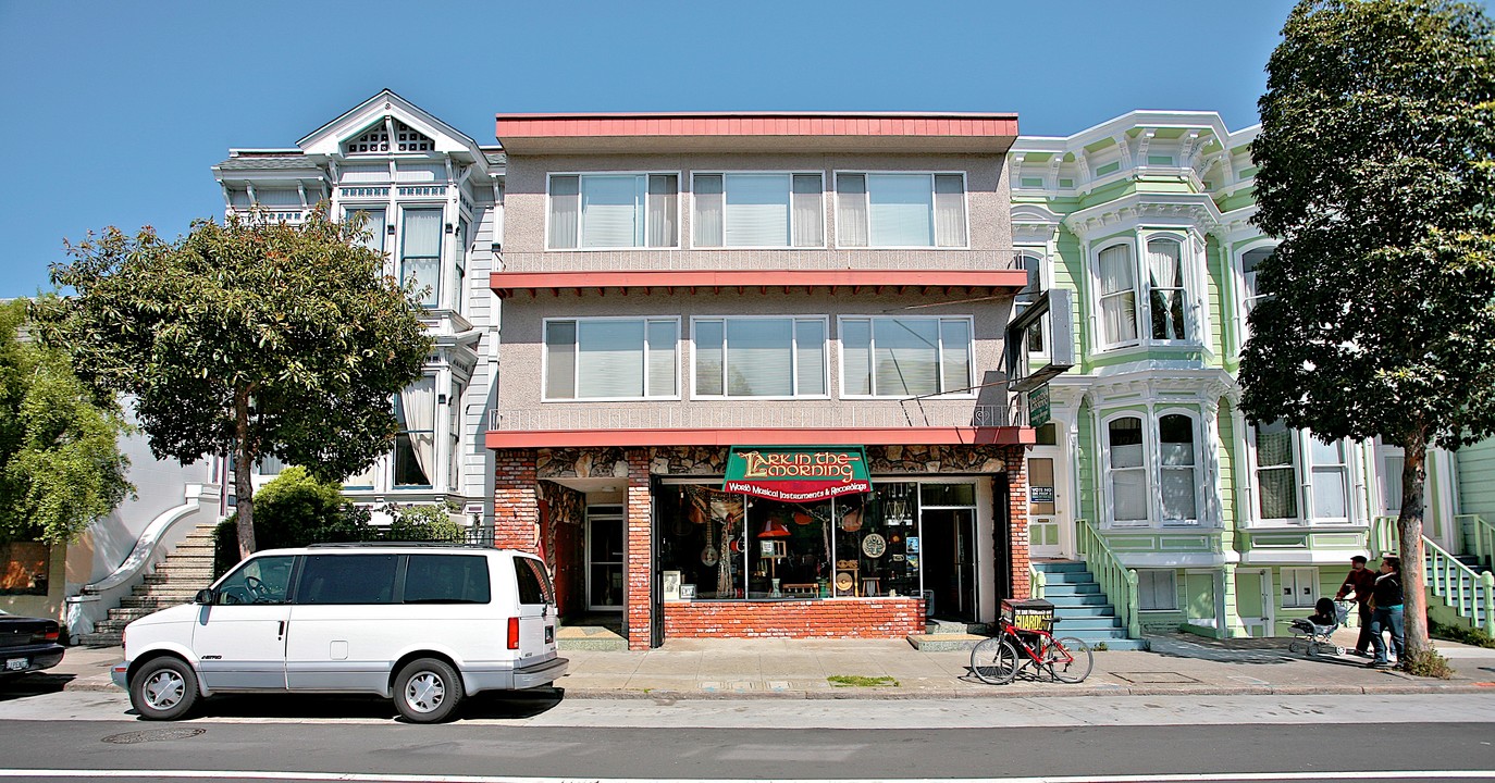 1451 Valencia St in San Francisco, CA - Building Photo