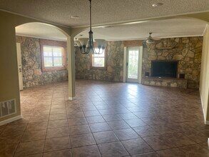 1331 Hinch Dr in New Braunfels, TX - Building Photo - Building Photo