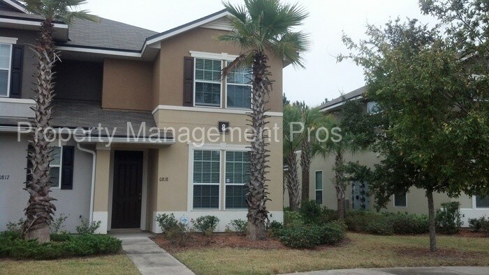 625 Oakleaf Plantation Pkwy-Unit -UNIT 818 in Orange Park, FL - Building Photo