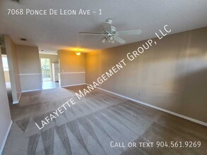 7068 Ponce De Leon Ave in Jacksonville, FL - Building Photo - Building Photo