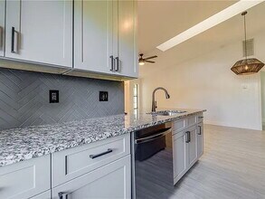 5118 SW Courtyards Way in Cape Coral, FL - Building Photo - Building Photo