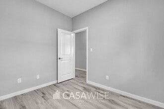 11329-11126 126 St NW in Edmonton, AB - Building Photo - Building Photo